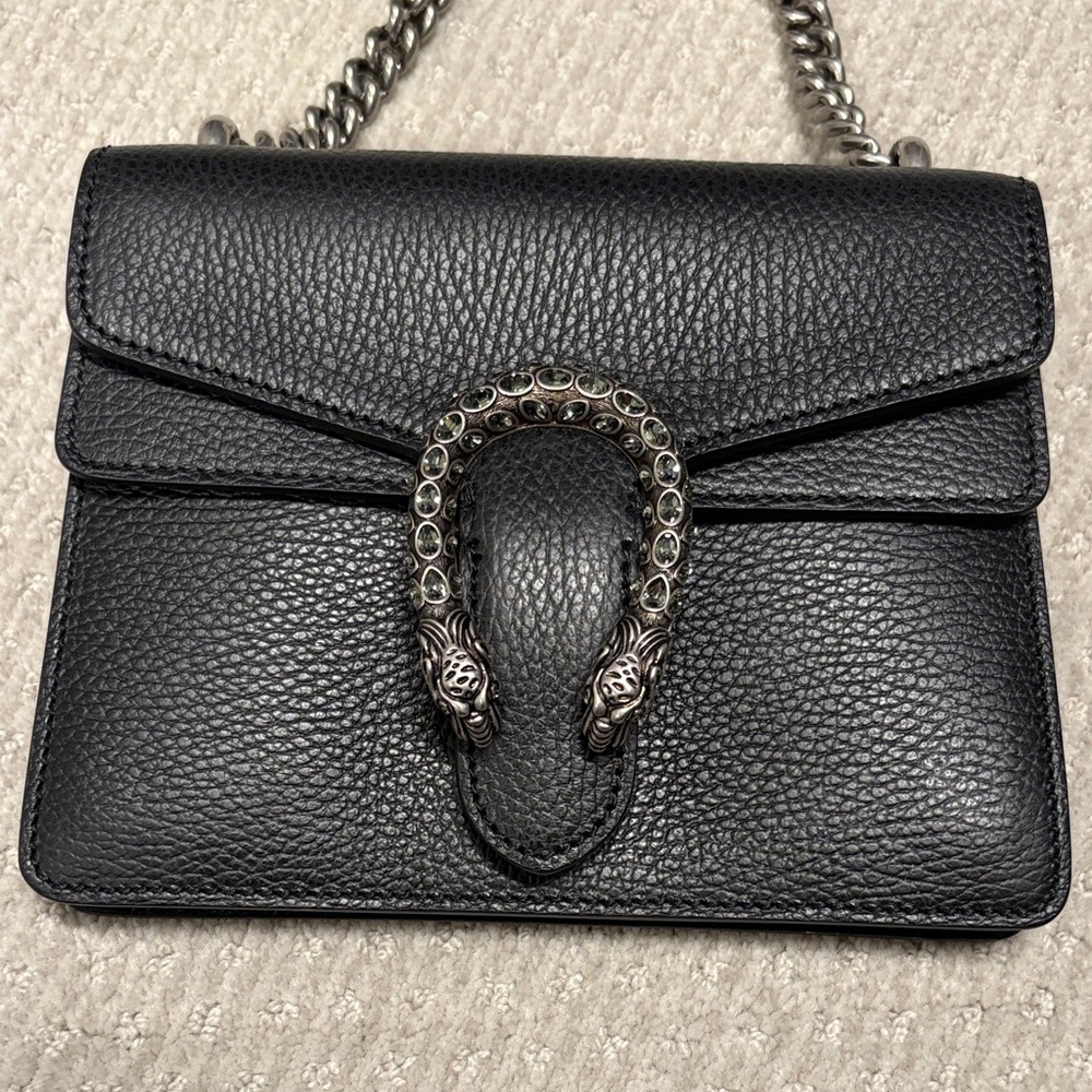 Like New Gucci Leather Chain Shoulder Bag - Picture 2 of 11
